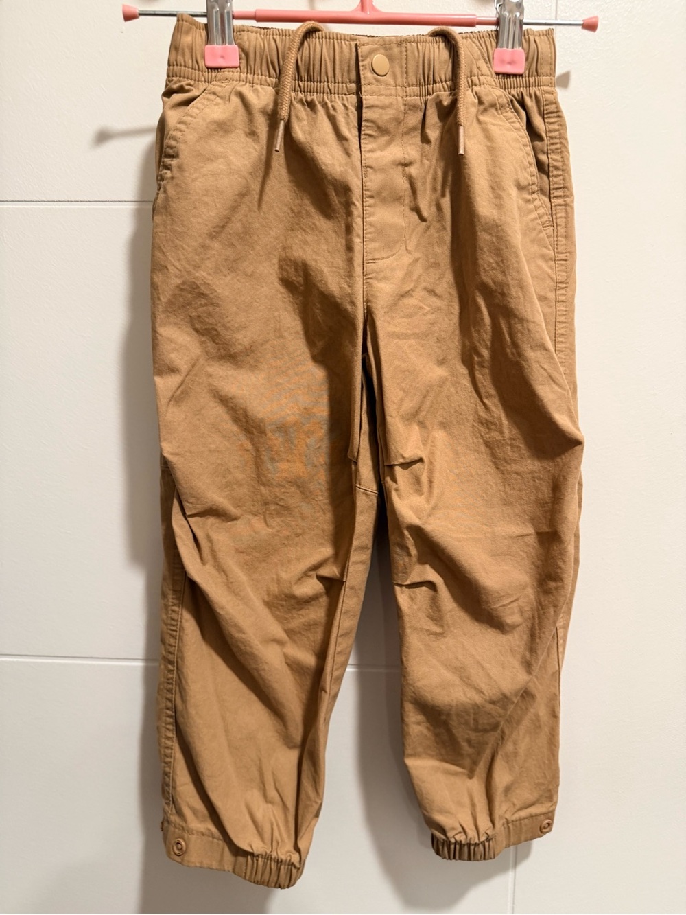 GAP Boy’s Drawstring Parachute Chino Pants in Tan — 3T